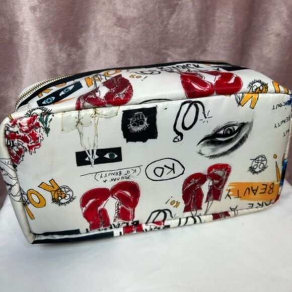 Medium Cartoon Graphic Makeup Bag - Picture 3 of 5